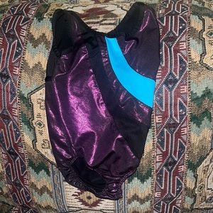 Danskin now girls size 4/5 dance Leo